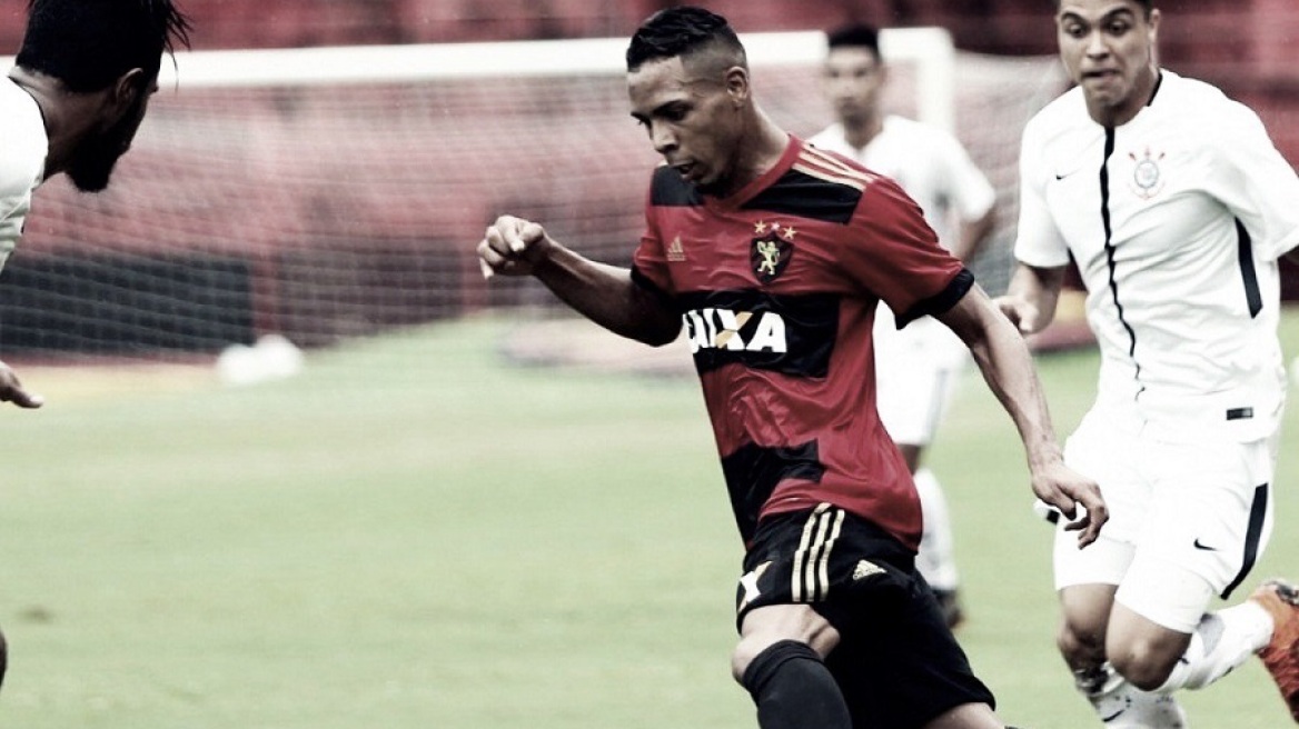 Έρχεται για την ΑΕΚ ο Βίτορ 