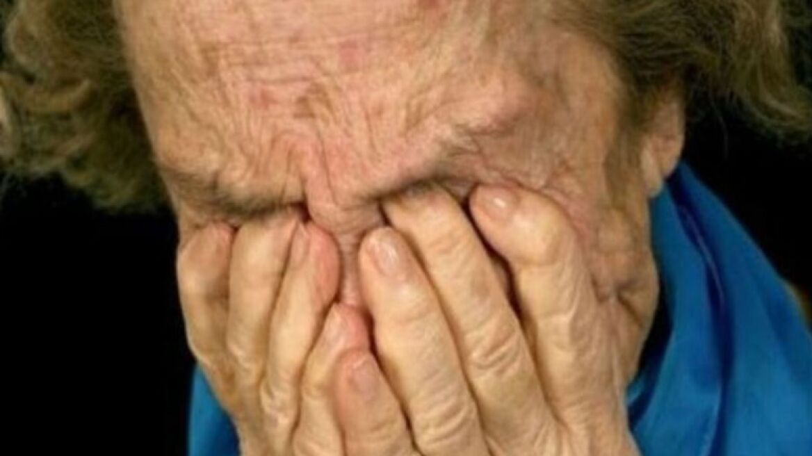 Τραπεζικός «μαϊμού» εξαπάτησε ηλικιωμένη στο Αίγιο