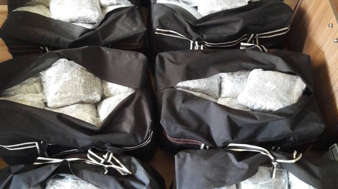 Παππούς... φρουρός σε 264 κιλά χασίς στην Αλεξανδρούπολη!