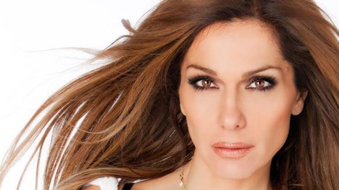 Δέσποινα Βανδή: Το ευχαριστώ για τη γιορτή της