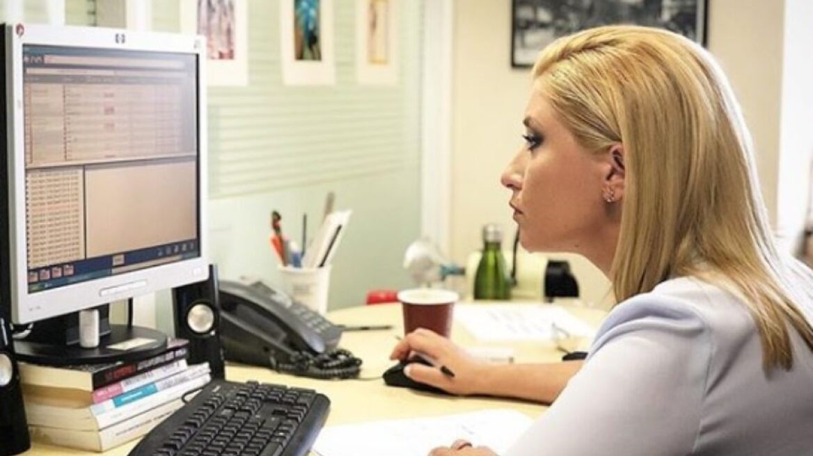 Η Σία Κοσιώνη περνά το πρώτο καλοκαίρι με το γιο της 