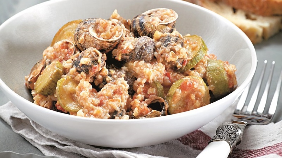 Συμπεθεριό με χοχλιούς, χόντρο και κολοκυθάκια