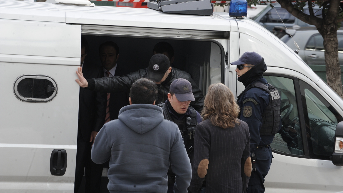 Εκπρόσωπος της ΕΛΑΣ: Σε μυστική τοποθεσία στην Ελλάδα οι δύο Τούρκοι κομάντο