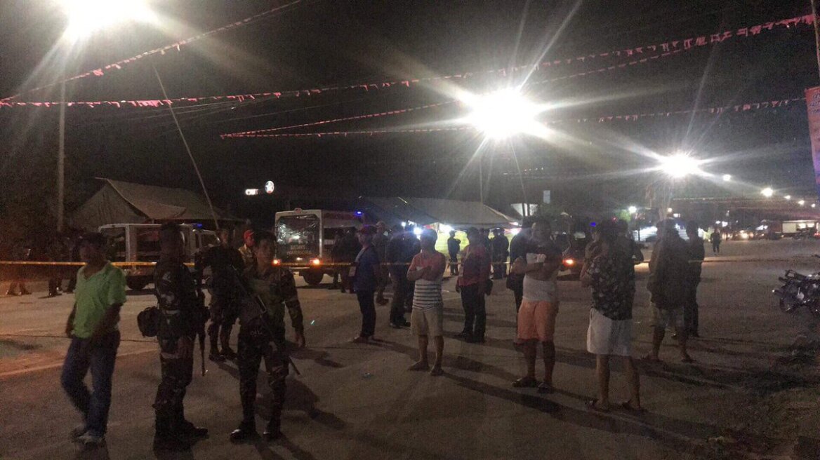 Φιλιππίνες: Ένας νεκρός και 30 τραυματίες από έκρηξη σε εορταστική εκδήλωση