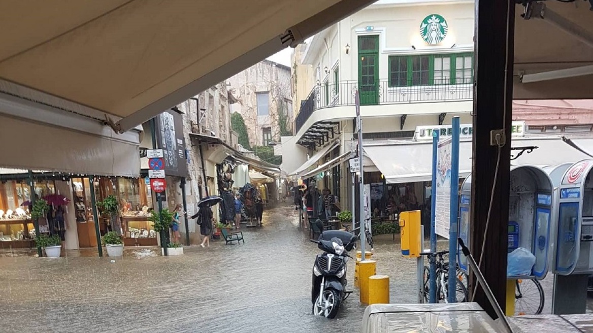 Χανιά: Σοβαρά προβλήματα από την κακοκαιρία - Κλειστό το Φαράγγι της Σαμαριάς