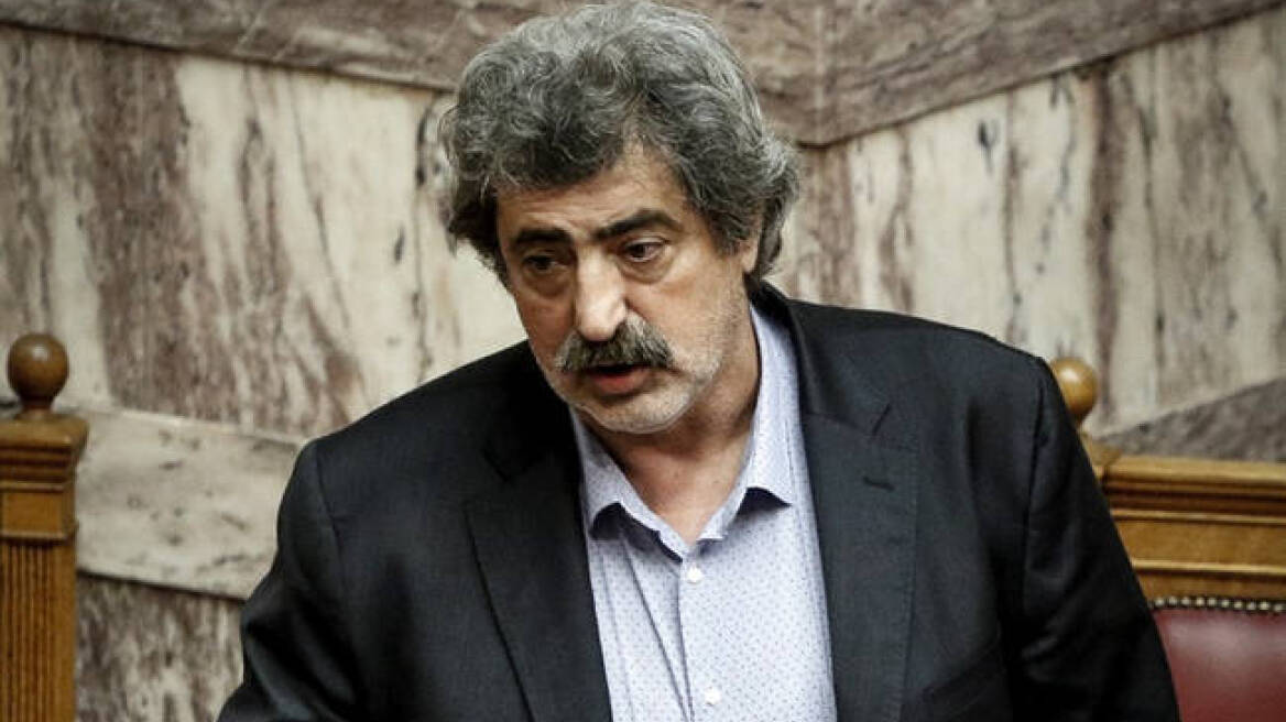 Η μεγάλη επιστροφή του Πολάκη στο Facebook: Με μπάναραν... «τα τσιράκια του Φλώρου»