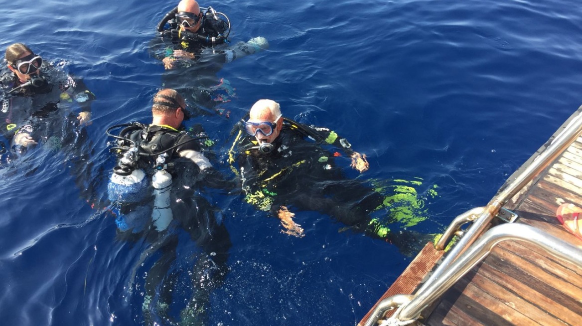 Κύπρος: Γιόρτασε τα 95α γενέθλιά του με... κατάδυση 45 λεπτών