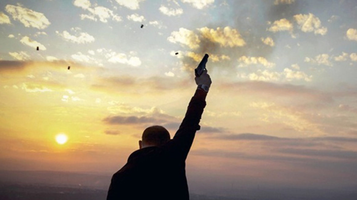 Παραλίγο τραγωδία στην Κερατέα: Νεαρή γυναίκα τραυματίστηκε από μπαλωθιά σε γάμο