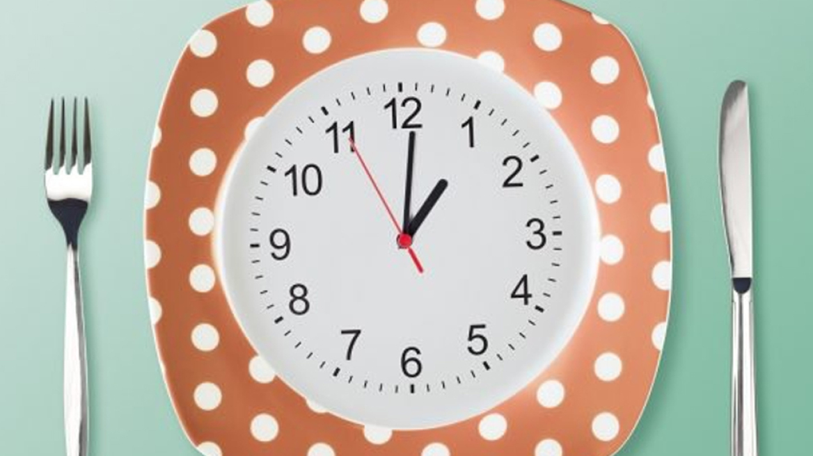 Θέλεις να αδυνατίσεις; Αυτή είναι η σωστή ώρα να τρως πρωινό και βραδινό