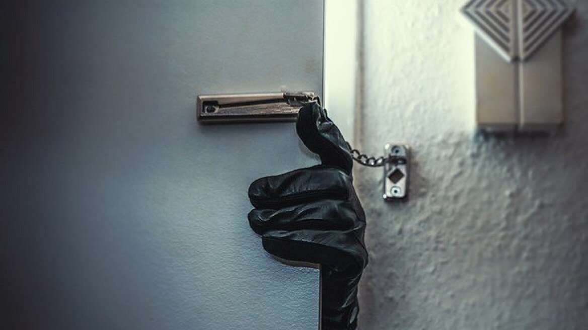 Συνελήφθη συμμορία που ξάφριζε σπίτια στην Πάτρα