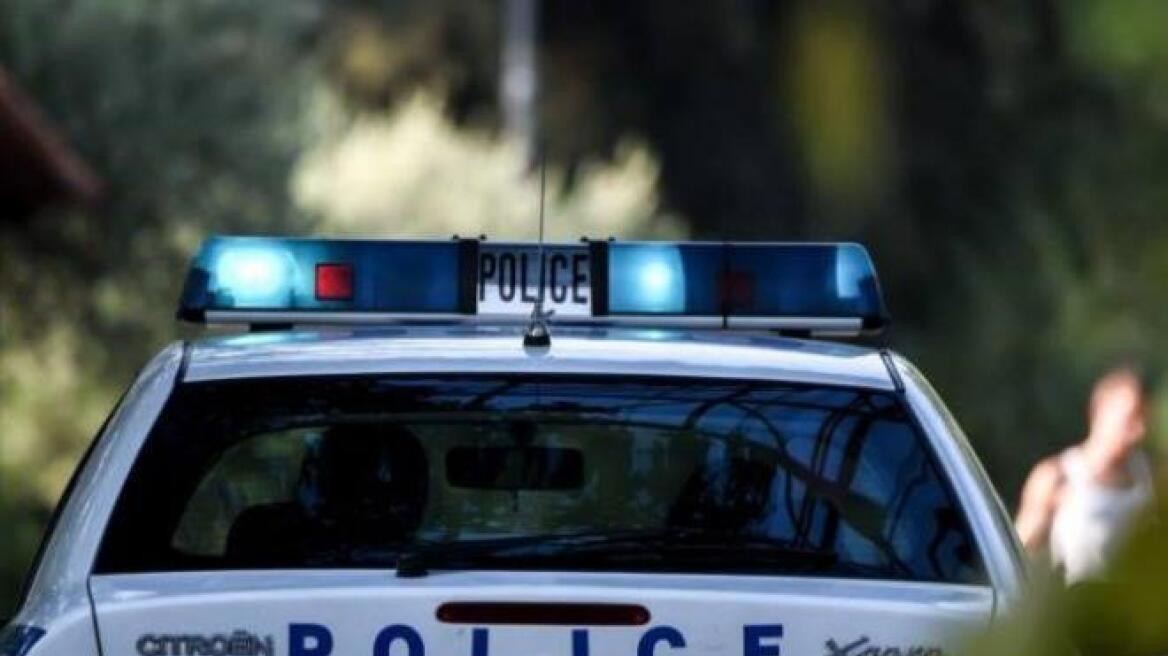 Έκανε διακοπές στην Αμφιλοχία και διέρρηξε αυτοκίνητο