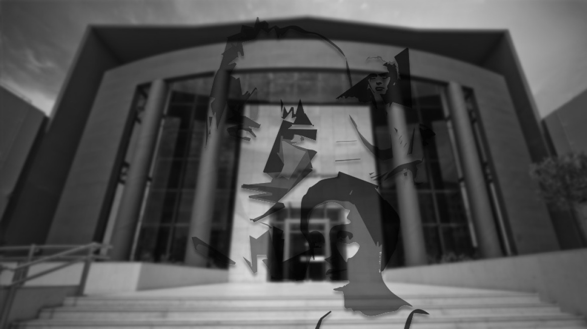 Ο Μιχάλης Κακογιάννης μέσα από ένα tablet