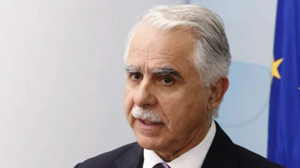 «Άδειασμα» από Μπαλάφα on camera: «Δεν θα έκανα ό,τι ο Παπαδημούλης»