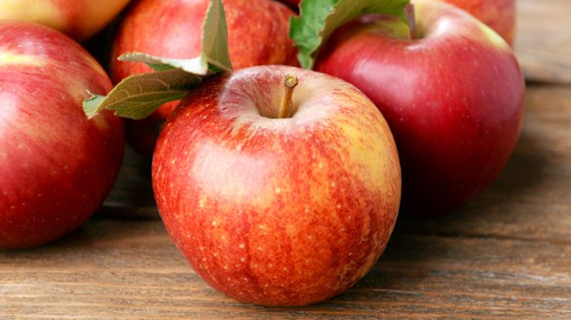 Το μυστικό για να διατηρούνται τα μήλα φρέσκα για καιρό