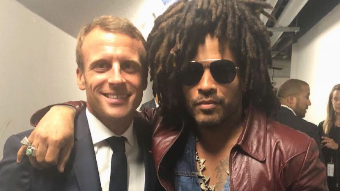 Ο Μακρόν έβγαλε selfie με τον Λένι Κράβιτς