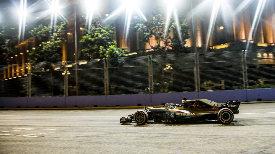 GP Σιγκαπούρης: Νίκη… μισός τίτλος για τον Hamilton