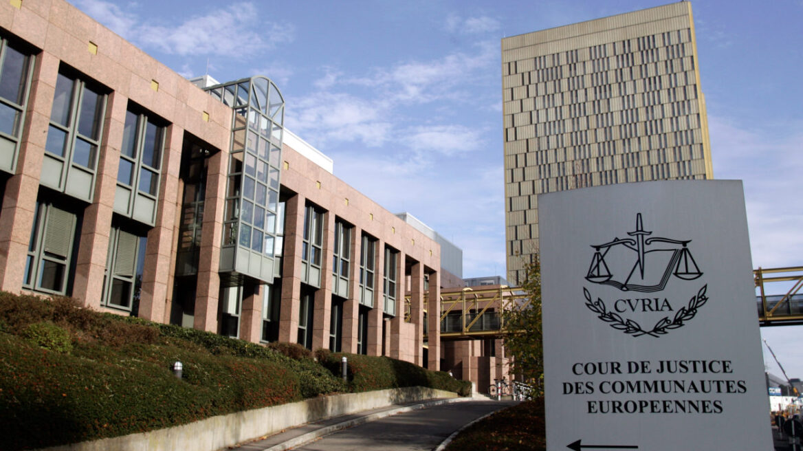 Η Ουγγαρία προσφεύγει στο Ευρωπαϊκό Δικαστήριο κατά του Ευρωπαϊκού Κοινοβουλίου