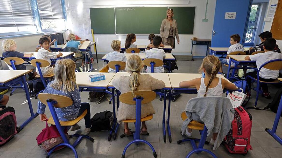 Γαλλία: 1.800 θέσεις εργασίας στο υπουργείο Παιδείας θα καταργηθούν το 2019 