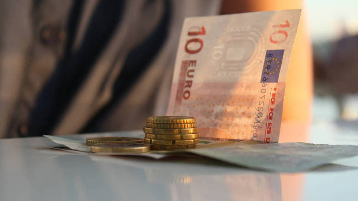 Αύριο η τροπολογία για την επίσπευση καθορισμού του κατώτατου μισθού
