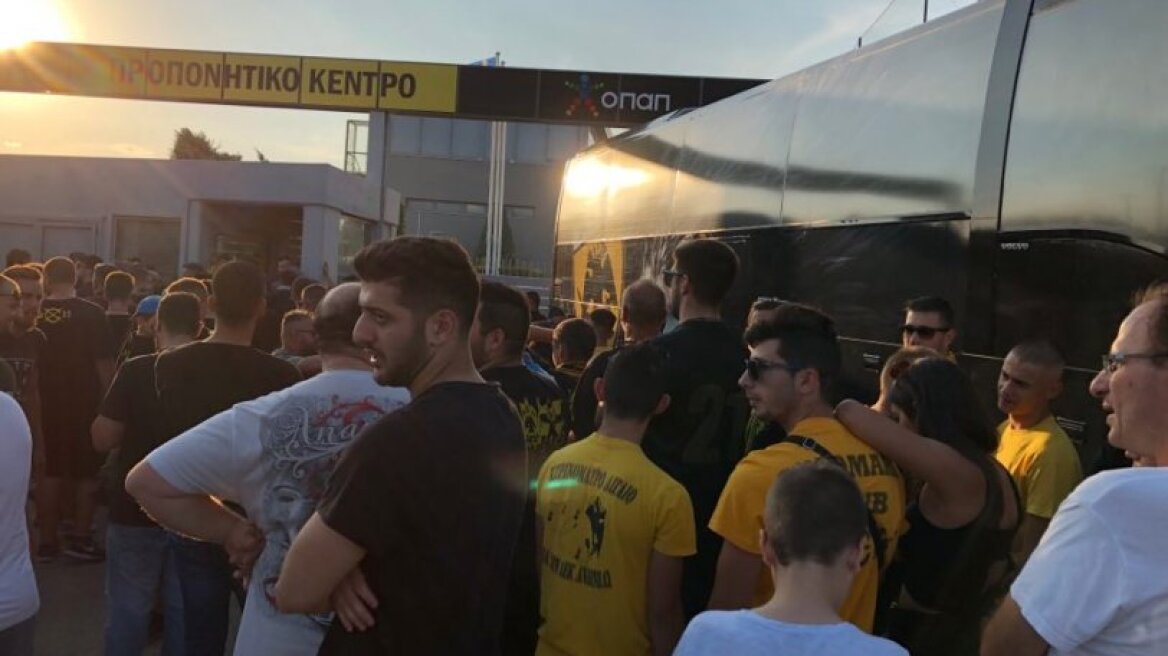 Μέλη της Original προς παίκτες της ΑΕΚ: «Δώστε τις απαντήσεις σας στο γήπεδο»