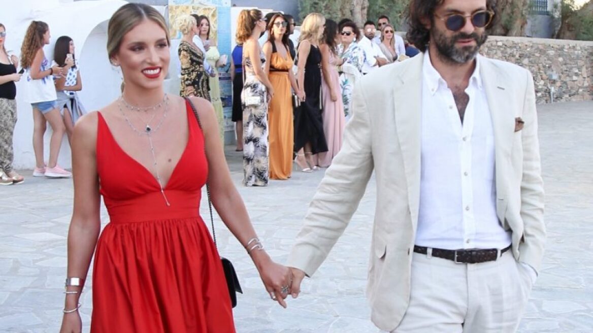 H Αθηνά Οικονομάκου δήλωσε ότι παντρεύεται τρίτη φορά 