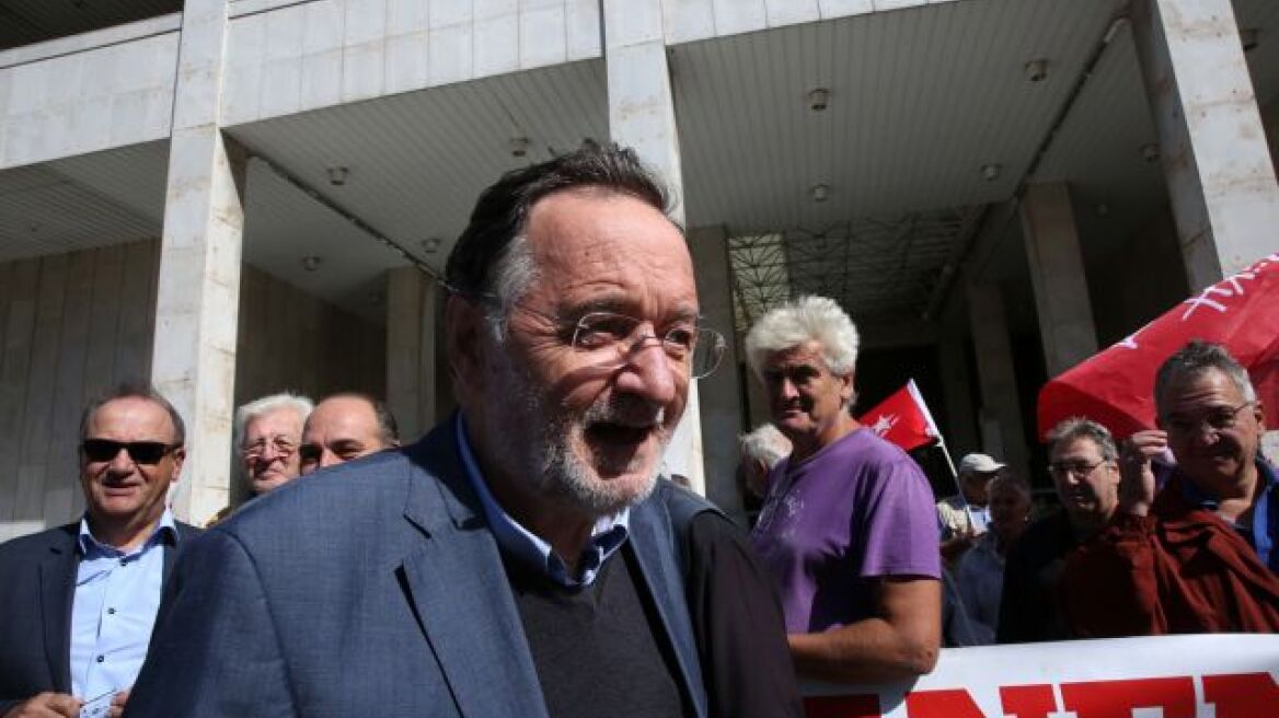 Βουλή: Βουλευτές του ΣΥΡΙΖΑ ζητούν εξηγήσεις από το Προστασίας του Πολίτη για τον Λαφαζάνη