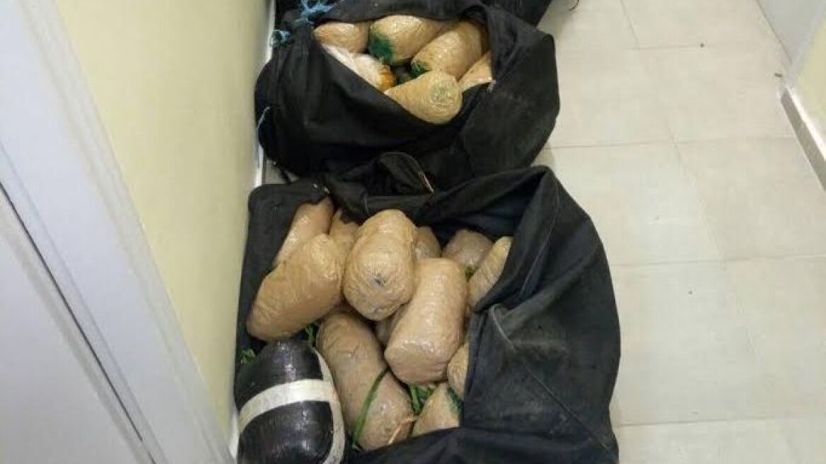 Επτά Αλβανοί μετέφεραν πεζή 125 κιλά χασίς στην Θεσπρωτία