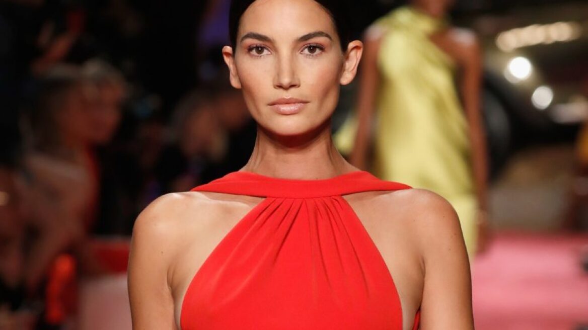 Αυτή είναι η «τάση» που δε θα δούμε ποτέ στις ελληνικές πασαρέλες 