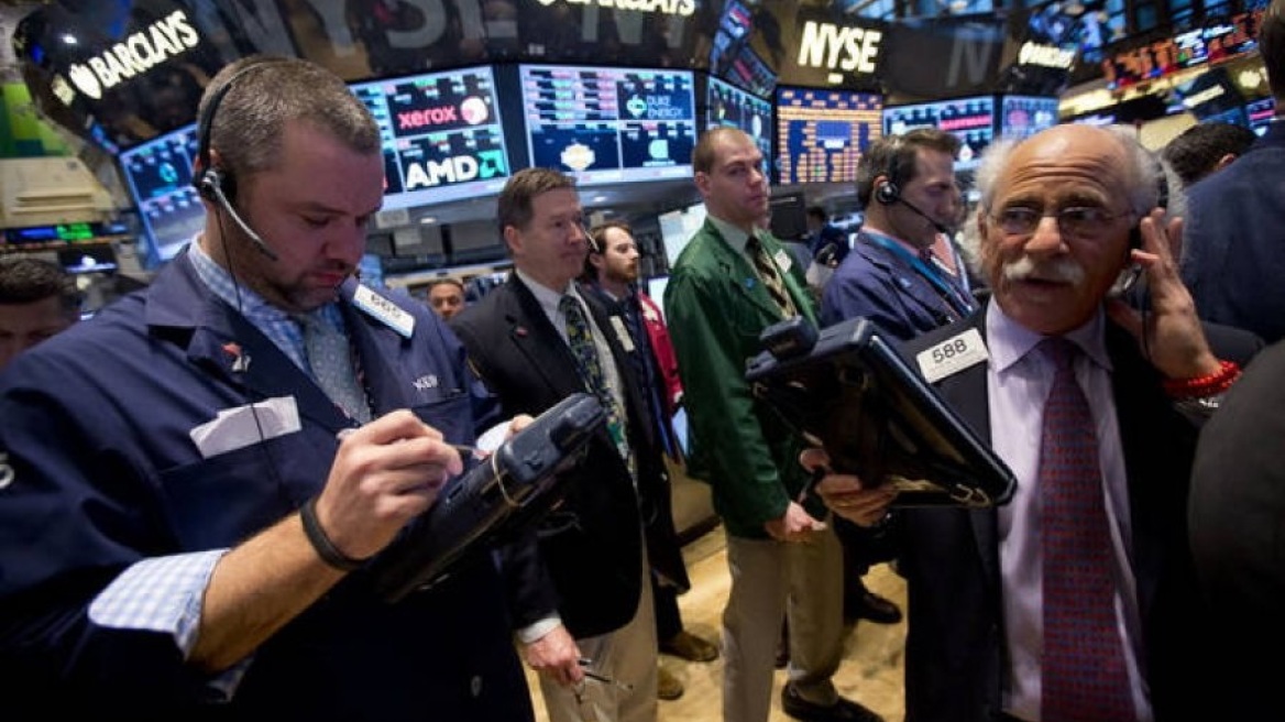 Wall Street: Το sell-off στα ομόλογα παρέσυρε και τις μετοχές