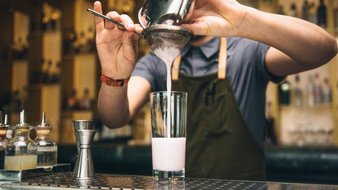 Δύο ελληνικά μπαρ στη λίστα με τα 50 καλύτερα στον κόσμο για το 2018