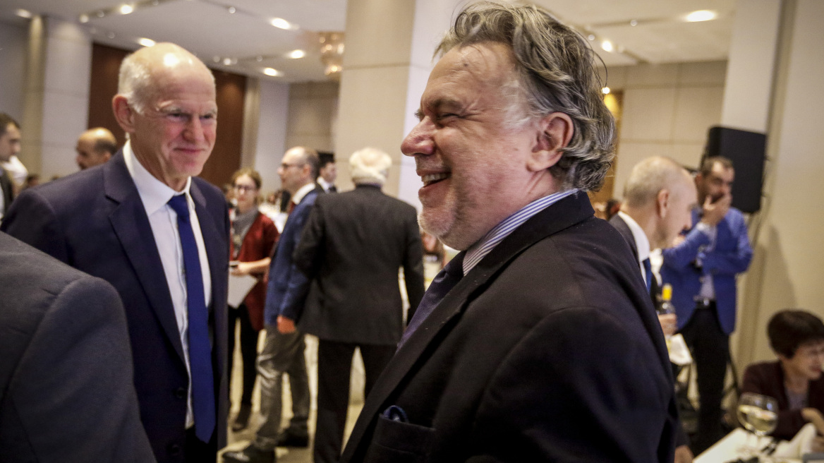 Κατρούγκαλος στο ΘΕΜΑ 104,6: Δεν έχει γίνει και BBC η ΕΡΤ