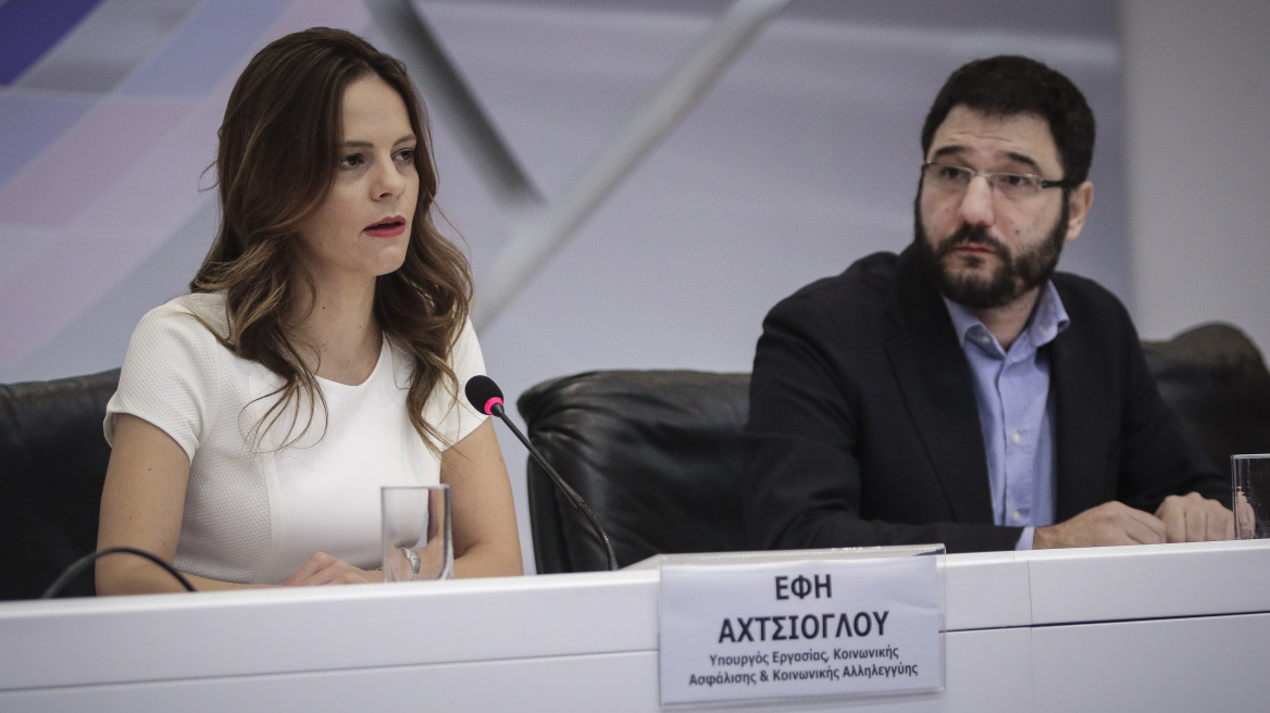 Προεκλογικές εξαγγελίες Αχτσιόγλου: Θα προκηρυχθούν 11 προγράμματα απασχόλησης για 88.500 νέους