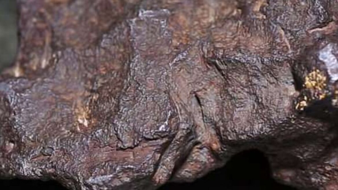 Η πέτρα που χρησιμοποιούσε για να μην «χτυπάει» η πόρτα ήταν μετεωρίτης που αξίζει 100.000 δολάρια! 