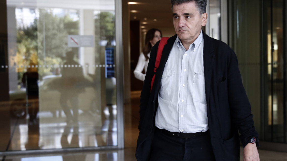 Πρόταση για πρόωρη εξόφληση μέρους του δανείου του ΔΝΤ θα μεταφέρει στη Λαγκάρντ ο Τσακαλώτος