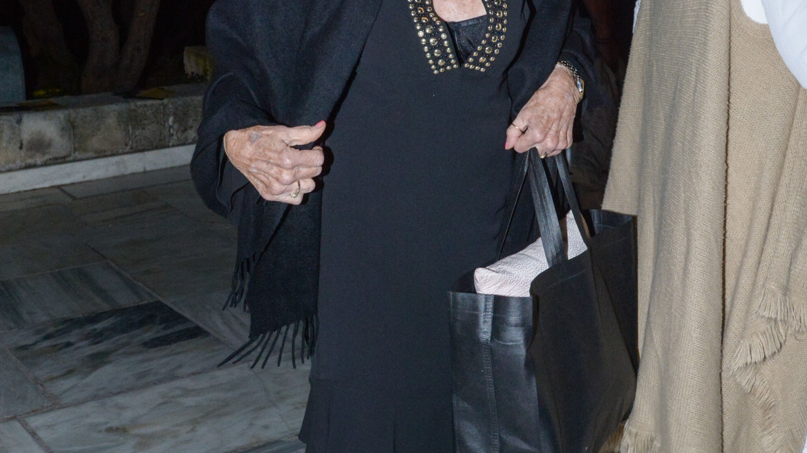 Mαριγώ Λαιμού-Πατίτσα: Αυτό είναι το βασικό αξεσουάρ που πρέπει να κρατάει κάποιος στο Ηρώδειο 