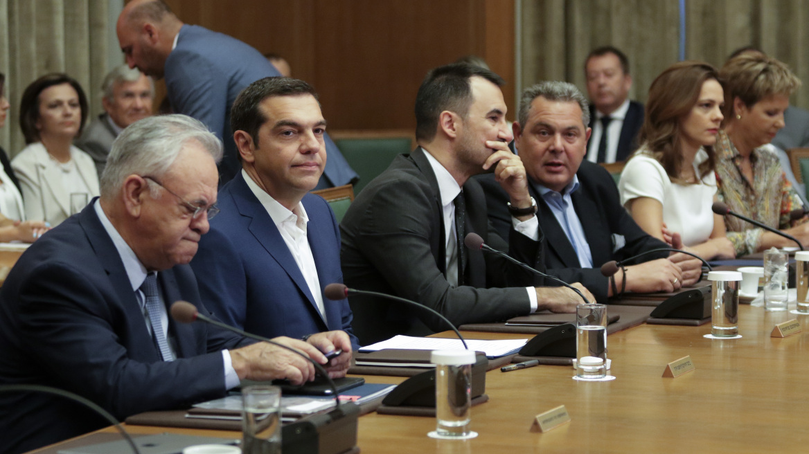 Σε εξέλιξη το υπουργικό συμβούλιο - Για πρώτη φορά χωρίς κάμερες