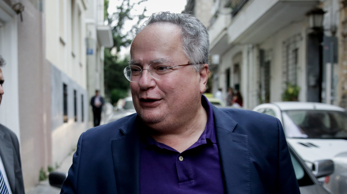 «Ρίχνει το γάντι» σε Τσίπρα - Καμμένο ο Κοτζιάς: Δώστε στη δημοσιότητα την επιστολή παραίτησής μου