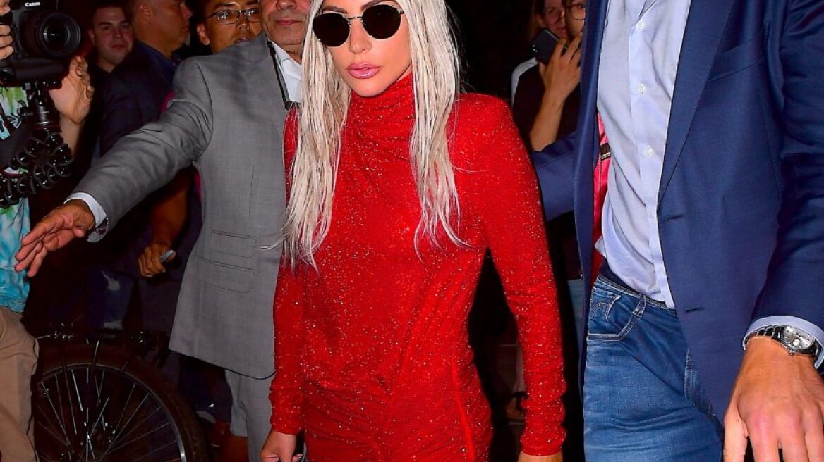 Δεν φαντάζεστε πόσο κοστίζει το μονόπετρο της Lady Gaga