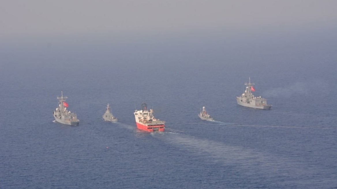 Επίδειξη δύναμης από το Τουρκικό Επιτελείο: Διαφημίζει το Μπαρμπαρός και τα πολεμικά πλοία που το συνοδεύουν!