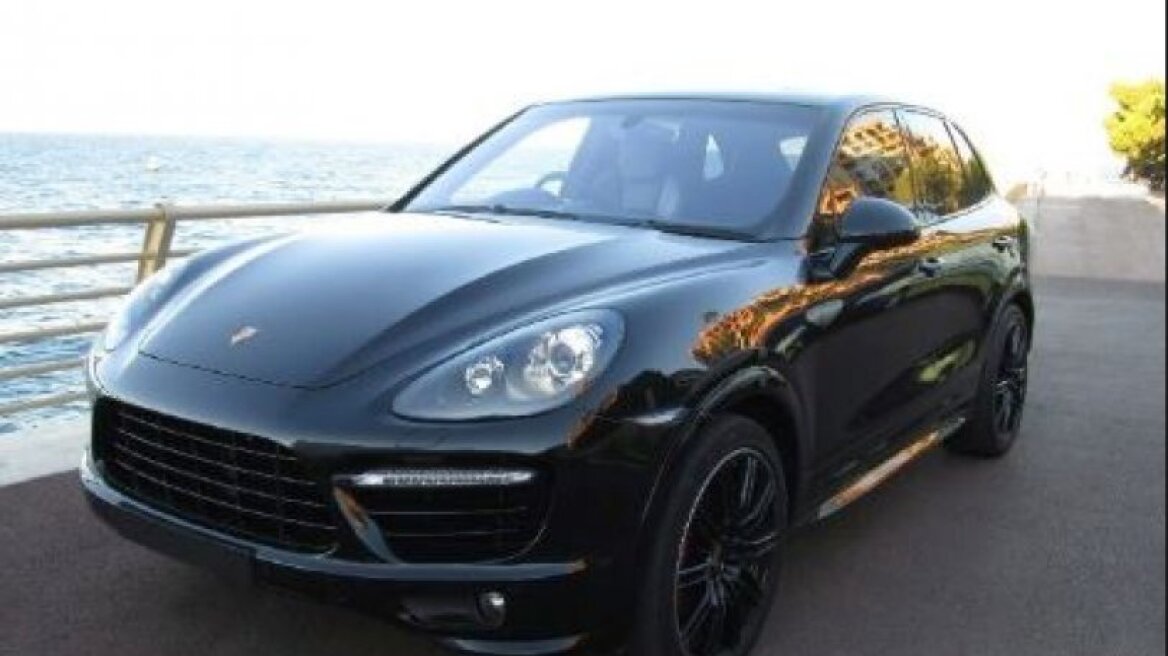 Αυτή η Porsche έχει ένα απίστευτο λάθος 