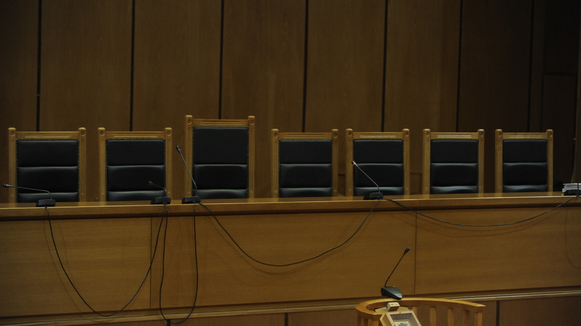 Πάτρα: «Ανάσα» για συνταξιούχο δανειολήπτρια – «Κούρεψαν» 82% του χρέους της