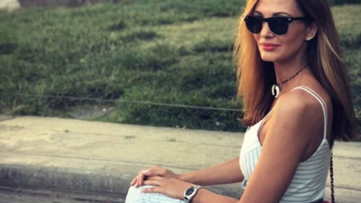 Η Αλέκα Καμηλά μας δείχνει ότι το απλό είναι πραγματικά chic