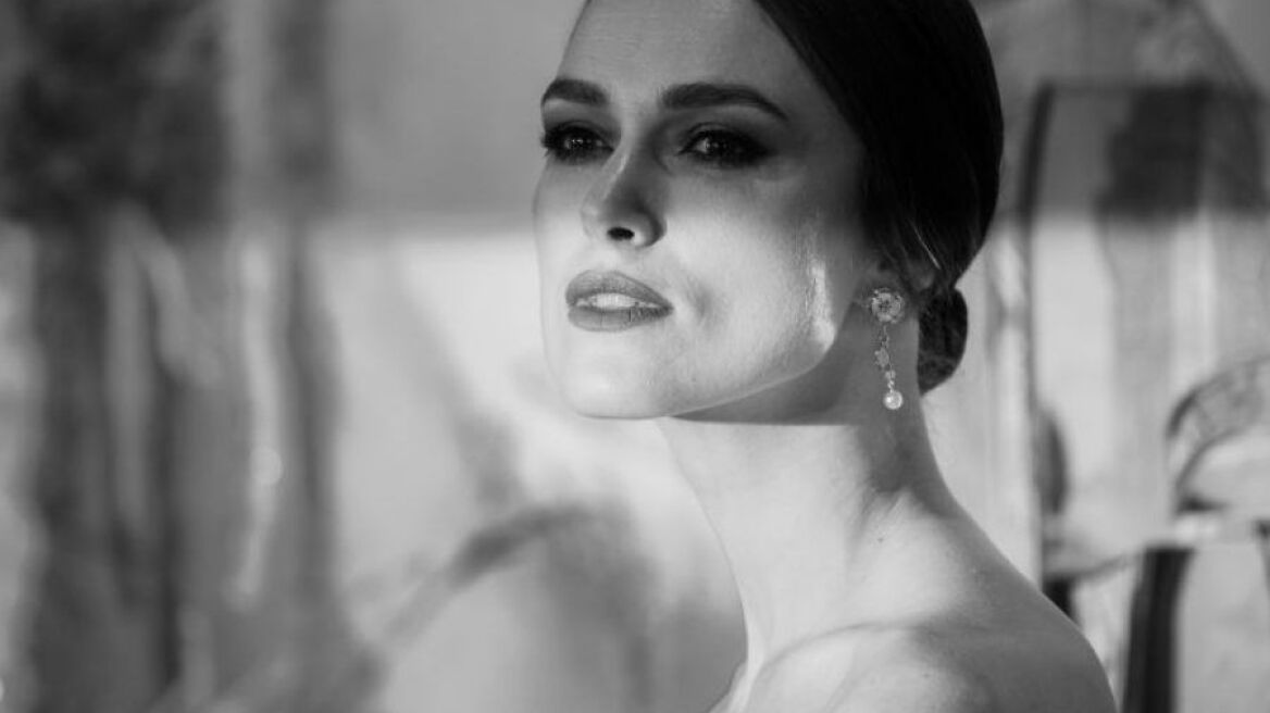 H Κίρα Νάιτλι είχε μια παραμυθένια στιγμή στο κόκκινο χαλί