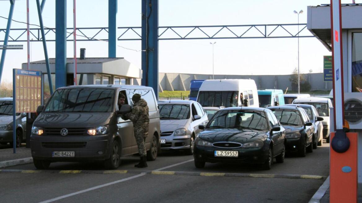 Ανιχνευτές ψεύδους με τεχνητή νοημοσύνη στα σύνορα της ΕΕ στην Ελλάδα