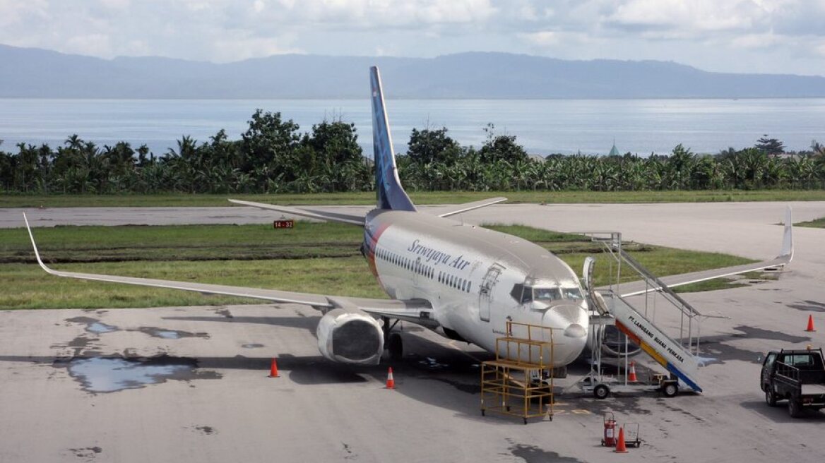 Ινδονησία: Αεροπλάνο καθηλώθηκε στον διάδρομο λόγω της μυρωδιάς των durian!