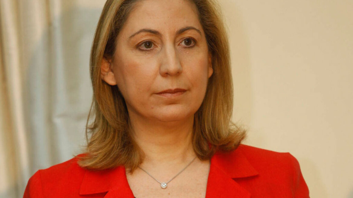 Ξενογιαννακοπούλου: «Από το 2020 οι 10.000 προσλήψεις μετά τη συμφωνία Κράτους - Εκκλησίας»