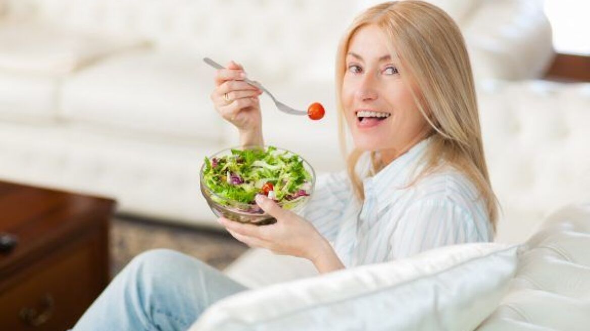 Η καλύτερη διατροφή για μετά την εμμηνόπαυση