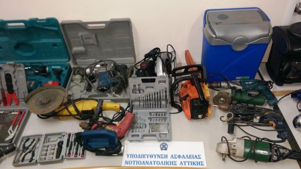 Συνελήφθη αλλοδαπός που κατηγορείται για 56 ληστείες στο Πόρτο Ράφτη 