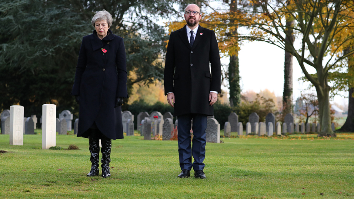 Βρυξέλλες: Όχημα έπεσε στην αυτοκινητοπομπή με τους πρωθυπουργούς Βρετανίας και Βελγίου