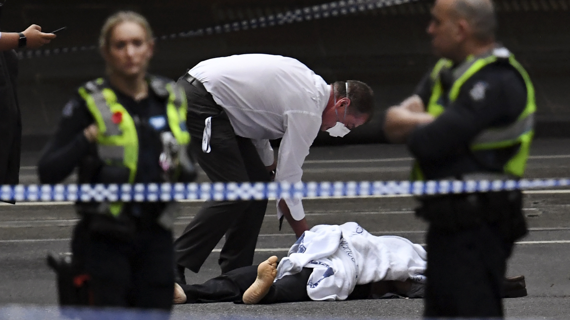 Τρομοκρατικό χτύπημα στη Μελβούρνη: Γνωστός τζιχαντιστής ο δράστης, αλλά «δεν θεωρούνταν απειλή» από τις Αρχές